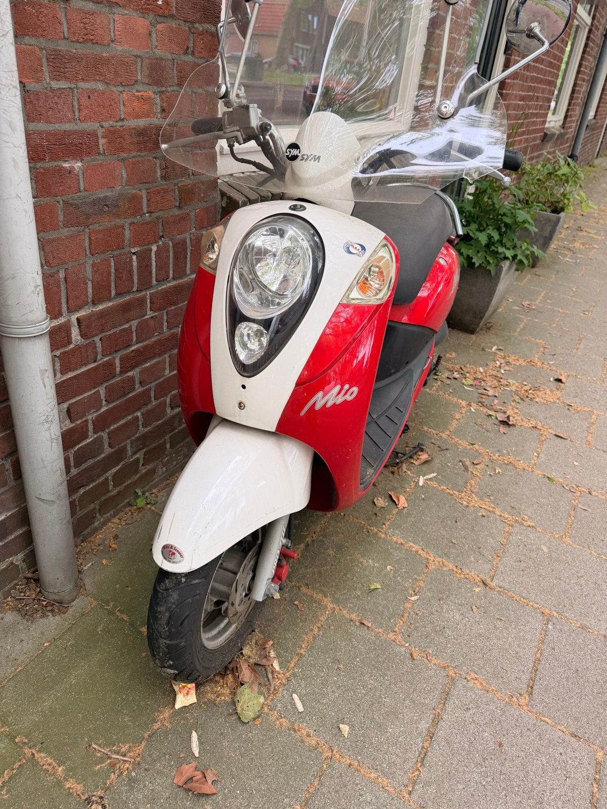 Sym Mio Scooter - Rood/Wit, Ophalen, Gebruikt, Overige typen, SYM