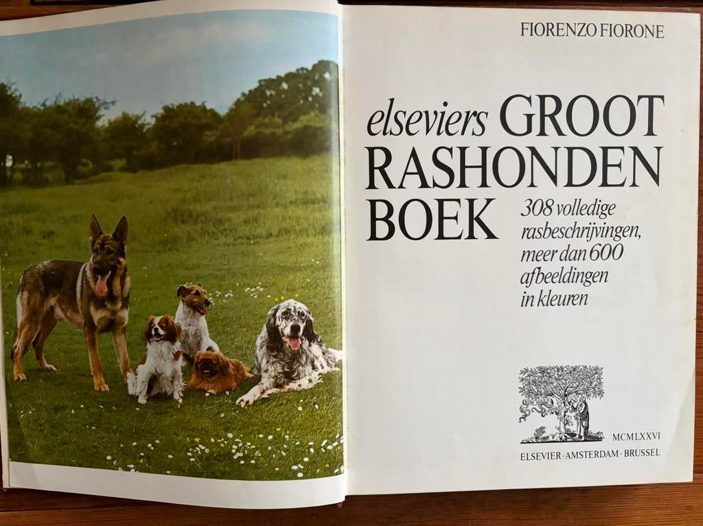 Elseviers Groot Rashondenboek uit 1976, Ophalen of Verzenden, Zo goed als nieuw