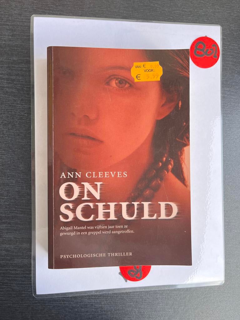 Ann Cleeves - On Schuld (Psychologische Thriller), Ophalen of Verzenden, Zo goed als nieuw, Europa overig