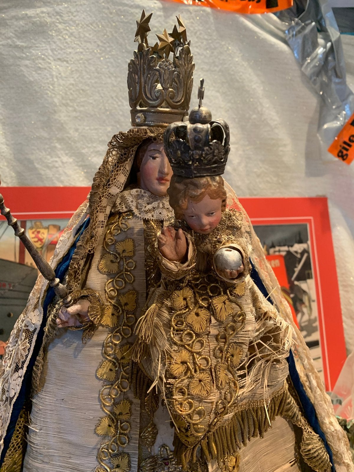 Antieke Madonna maria met Kind Beeld - Religieuze Kunst, Ophalen of Verzenden