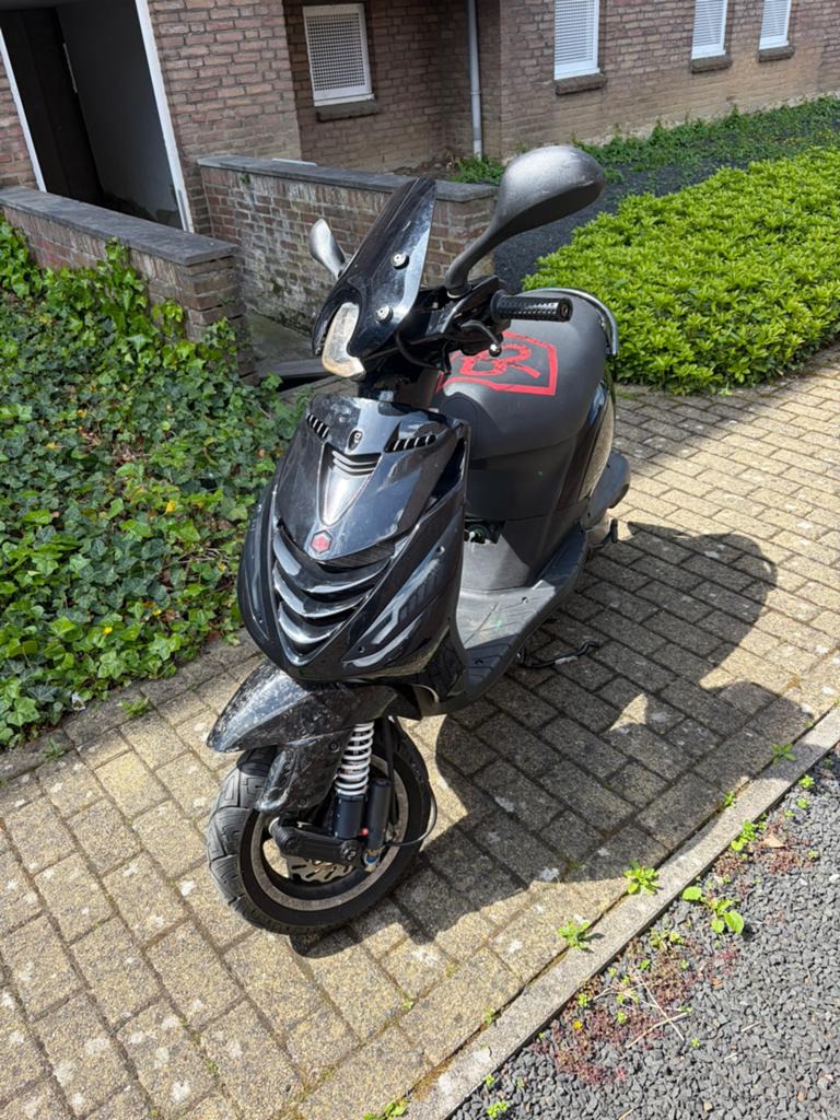 Zip 172 AC   Wok, Ophalen, Zo goed als nieuw, Tweetakt, Zip