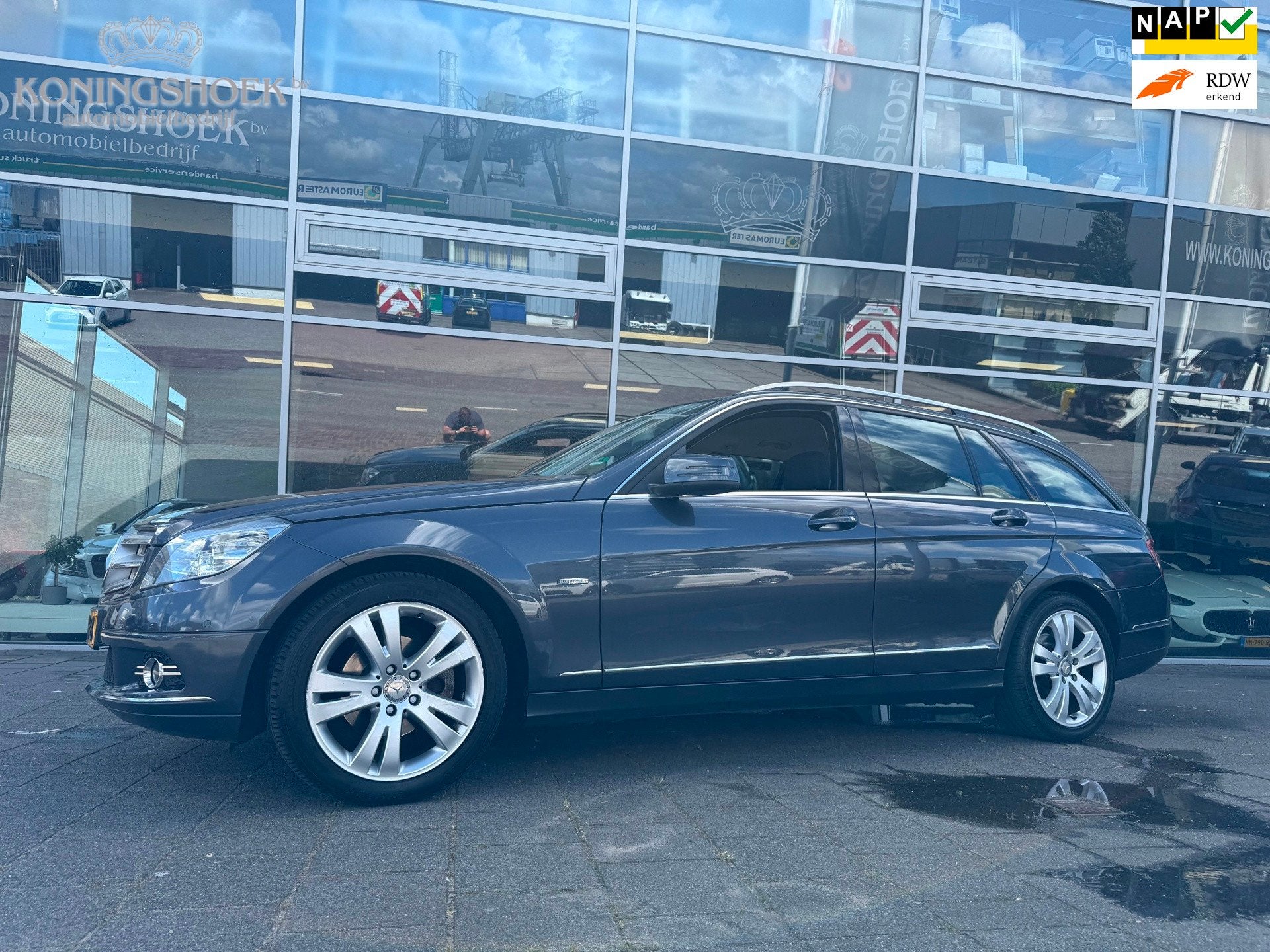 Mercedes-Benz C-klasse Estate 180 CGI BlueEFFICIENCY Busines, Euro 5, Achterwielaandrijving, Zwart, Origineel Nederlands