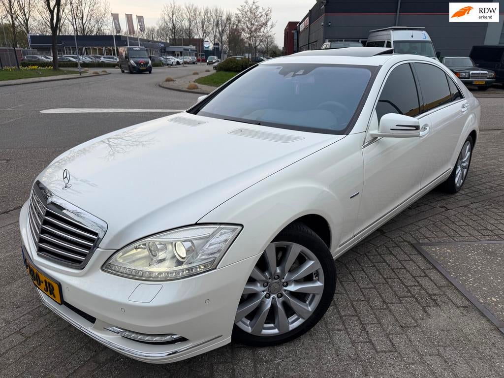 Mercedes-Benz S-klasse S400 LANG 2009 309PK BOM-VOL DAK YOUN, Automaat, Achterwielaandrijving, Gebruikt, Zwart