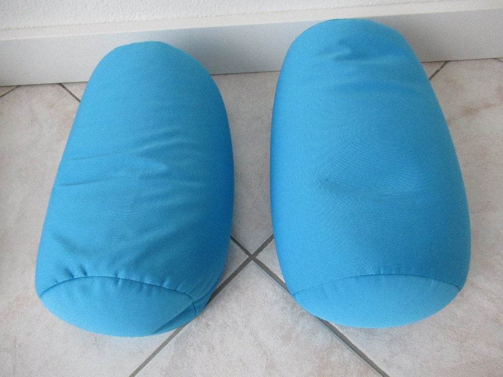 kussentjes ( voor in de auto / camping ), Caravans en Kamperen, Ophalen of Verzenden, Zo goed als nieuw, Campingmeubel-accessoire