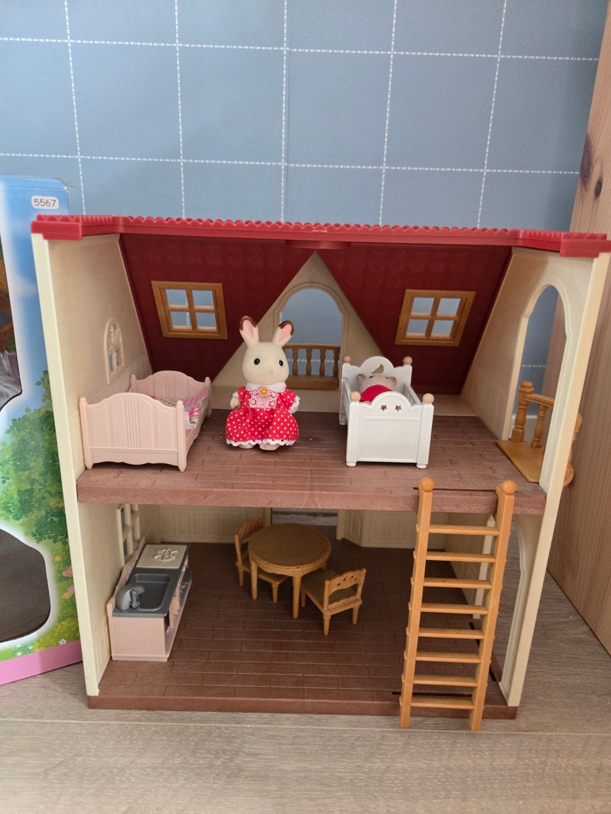 Sylvanjan families startershuis + wieg, Ophalen, Zo goed als nieuw, Poppenhuis