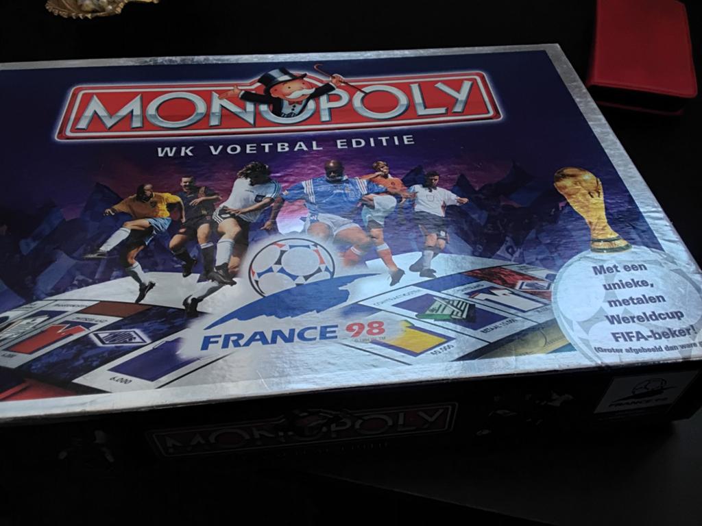MONOPOLY WK 98, Verzamelen, Ophalen of Verzenden, Buitenlandse clubs