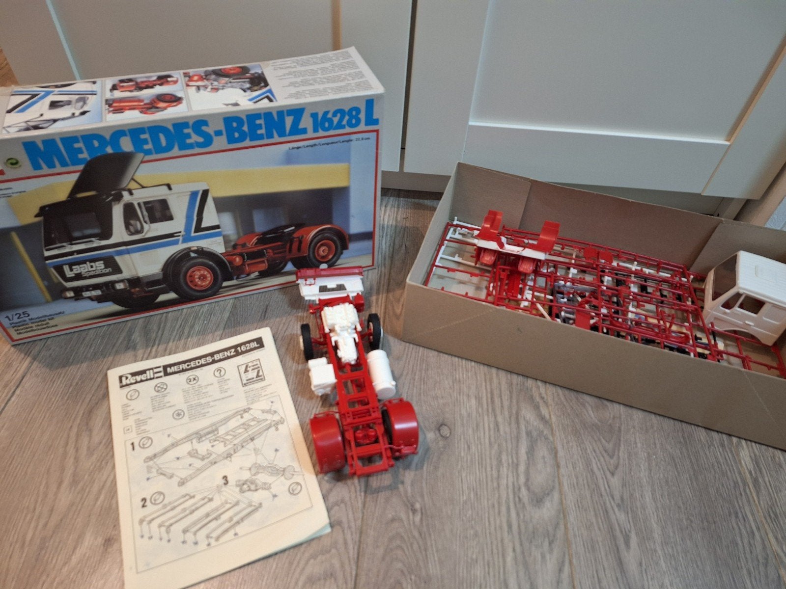 Modelauto Mercedes-Benz 1628 L, Hobby en Vrije tijd, Ophalen of Verzenden, Nieuw, Bus of Vrachtwagen, Overige merken