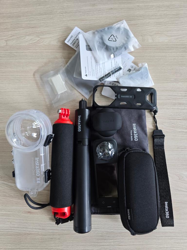 Insta 360x4, Audio, Tv en Foto, Actiecamera's, Ophalen of Verzenden, Zo goed als nieuw, Overige merken