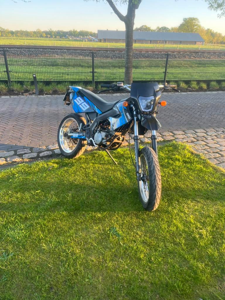 Derbi Senda SM 50cc uit 2013 - Leovinci uitlaat, Nieuwe look, Ophalen, Gebruikt, Maximaal 45 km/u