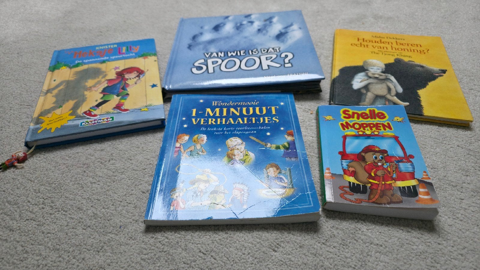 Diverse kinderboeken: sprookjes, verhalen en moppen, Gelezen, 5 of 6 jaar, Fictie algemeen, Jongen of Meisje