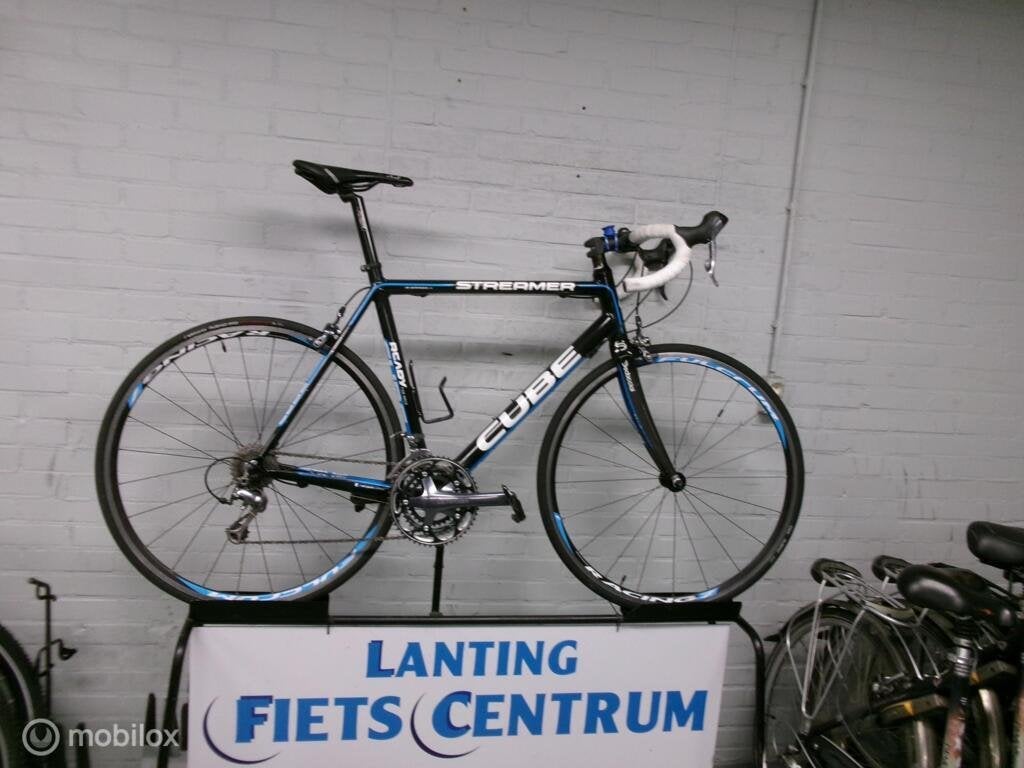 Cube STREAMER   56   CM, 28 inch, Gebruikt, Cube, Aluminium