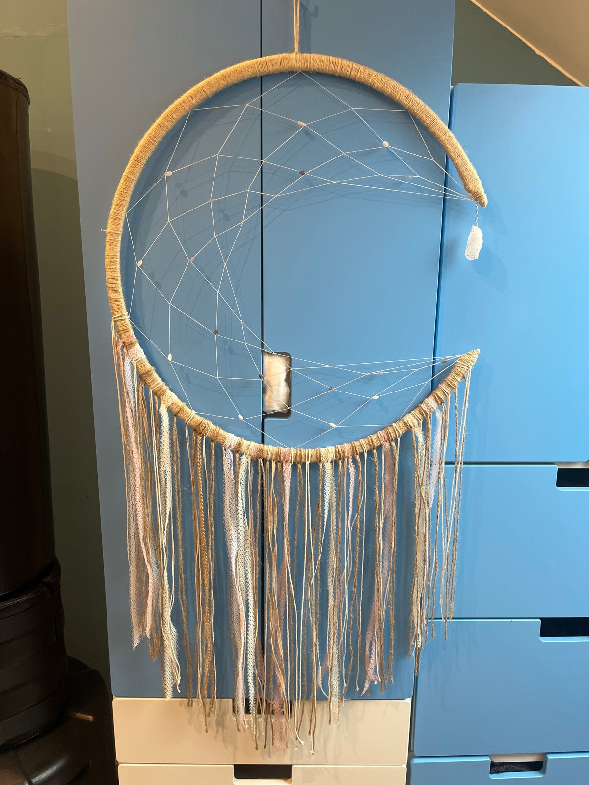 Maan Dromenvanger met bergkristal , gouden driehoek, Ophalen, Meerkleurig, Boho, Zo goed als nieuw