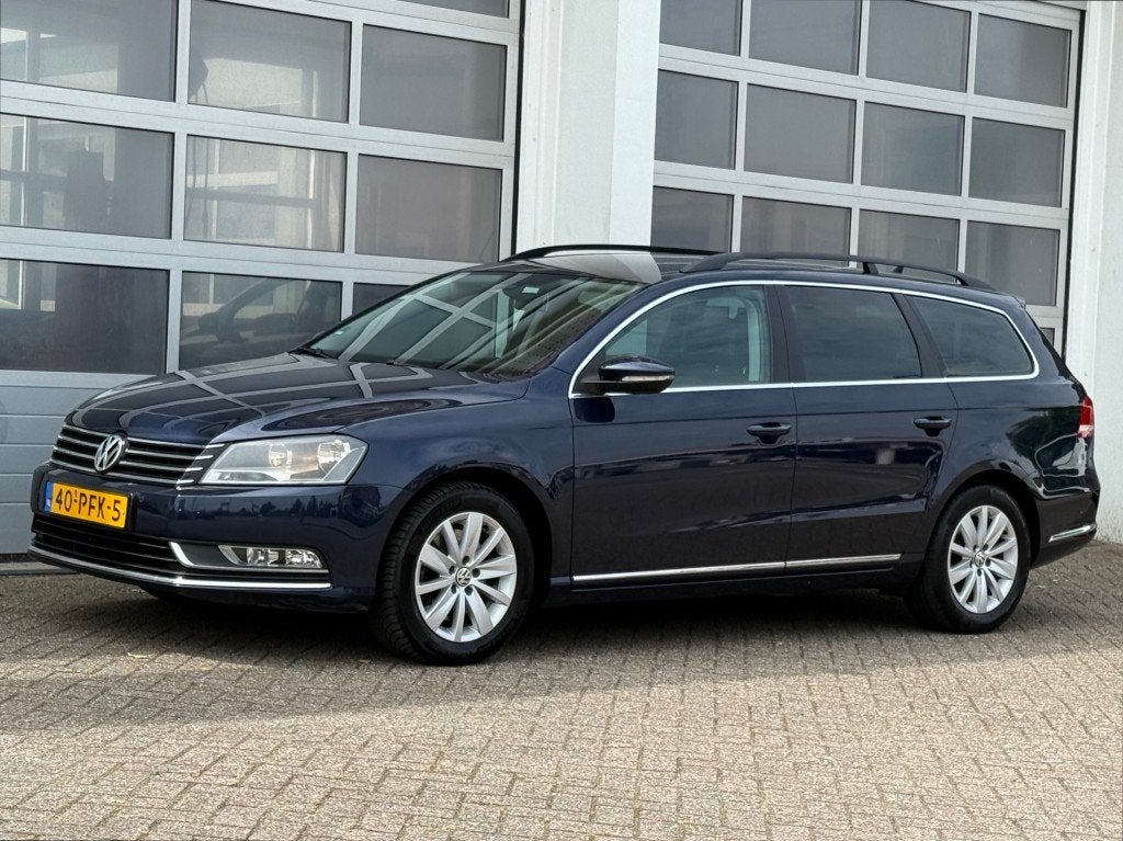Volkswagen PASSAT 1.4 TSI 122PK Comfortline Aut. Navi Cruise, Auto's, Volkswagen, Euro 5, Gebruikt, 750 kg, 16 km/l