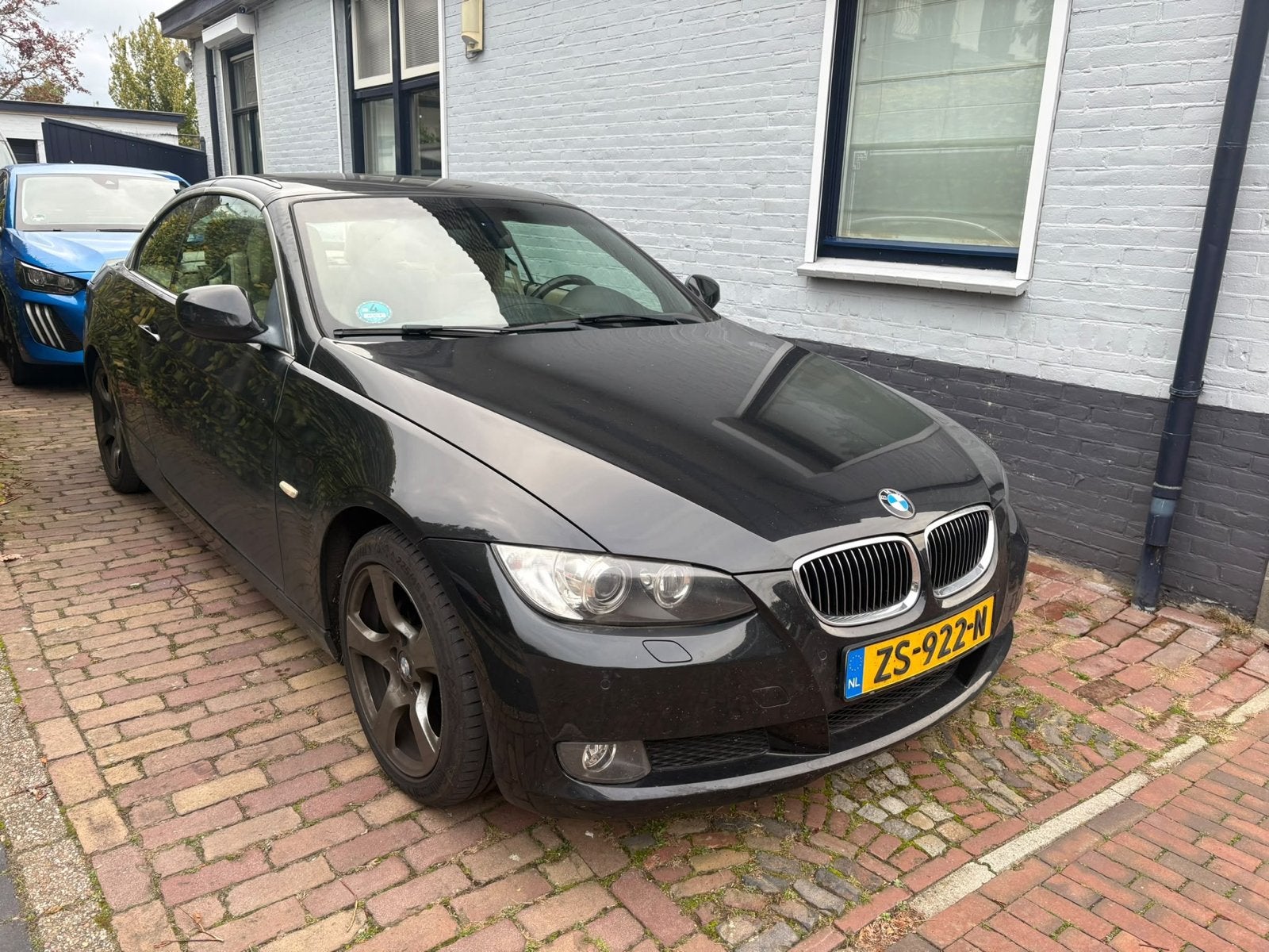 BMW 3-Serie 3.0 I 325i Cabrio AUT 2010 Zwart, Auto's, 745 kg, Achterwielaandrijving, Beige, Cabriolet
