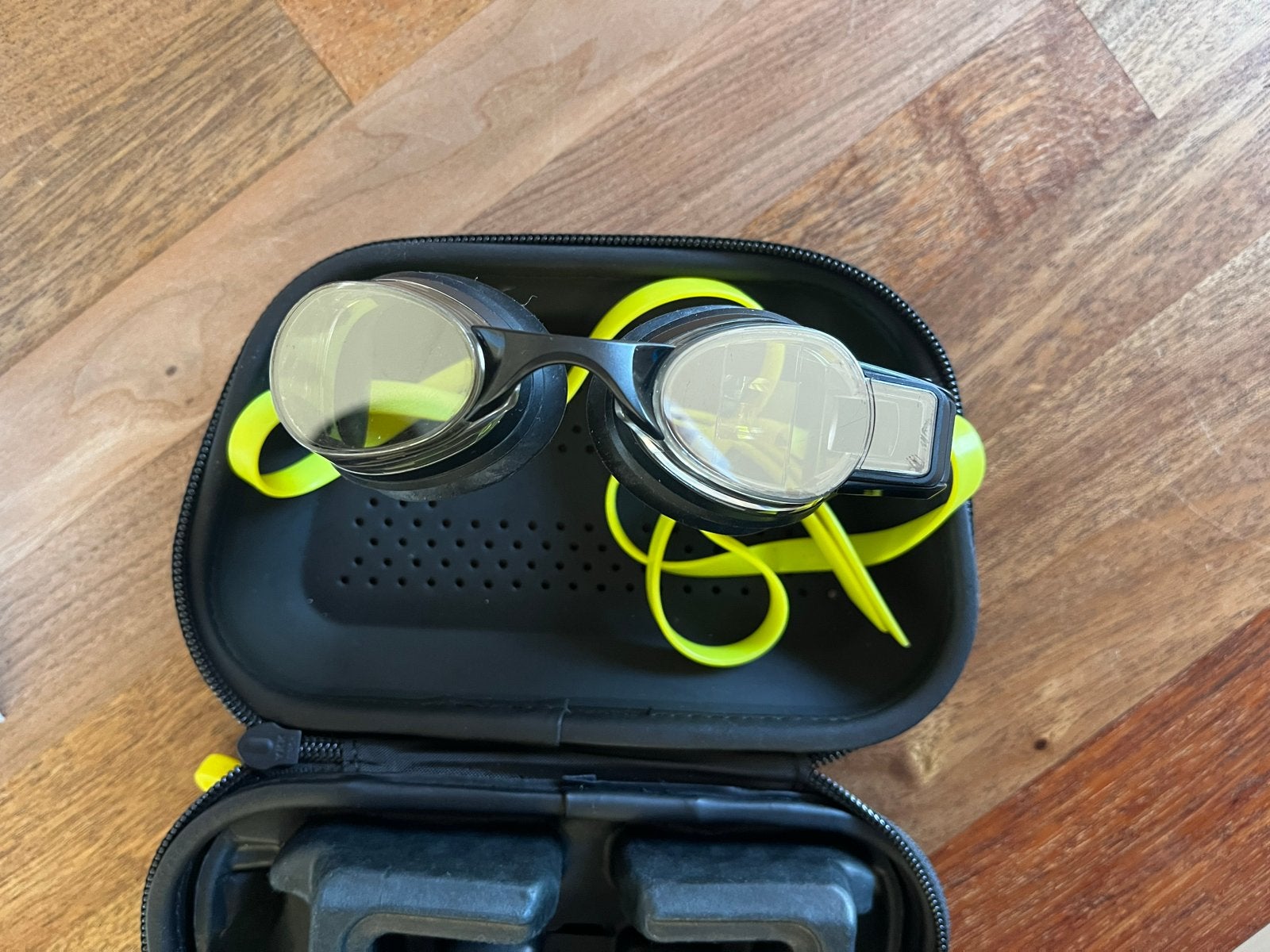 FORM Smart Swim 2 - Slimme Zwembril met Hartslagmeter, Sport en Fitness, Ophalen of Verzenden, Zo goed als nieuw