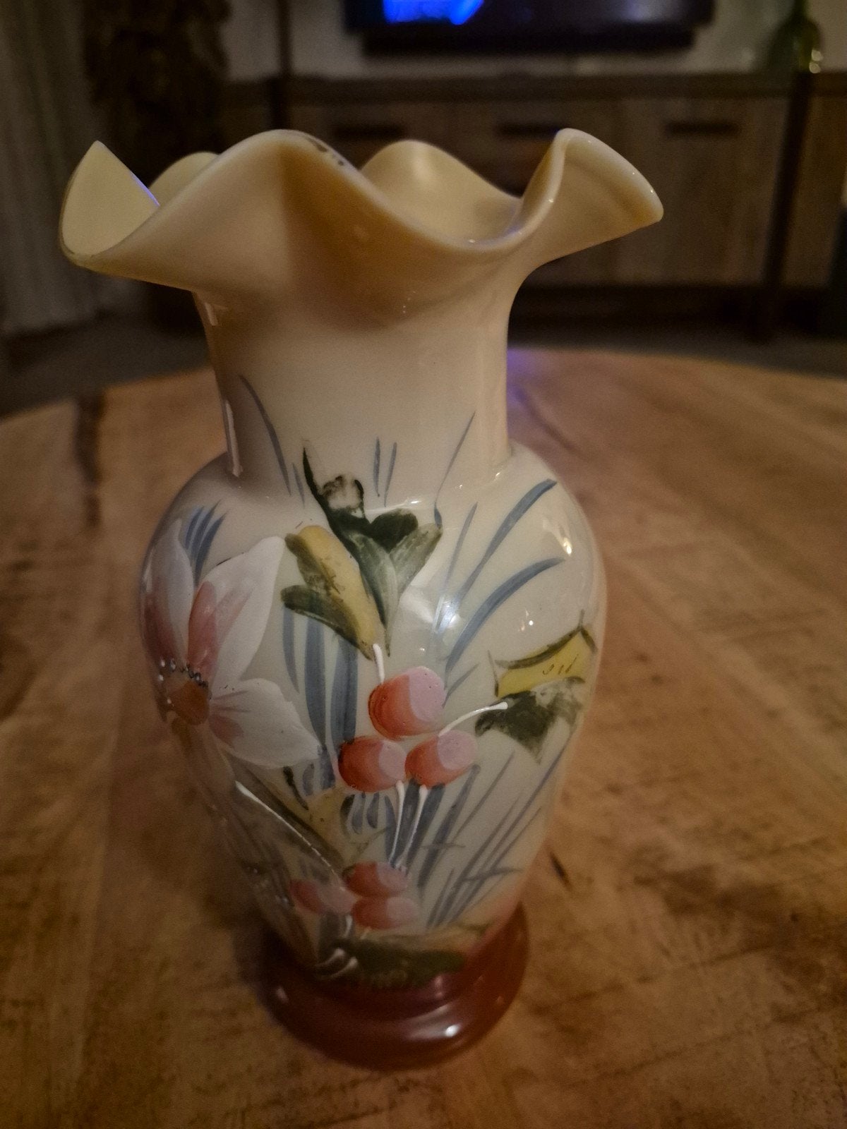 Vintage handgeschilderde vaas met bloemmotief, Ophalen