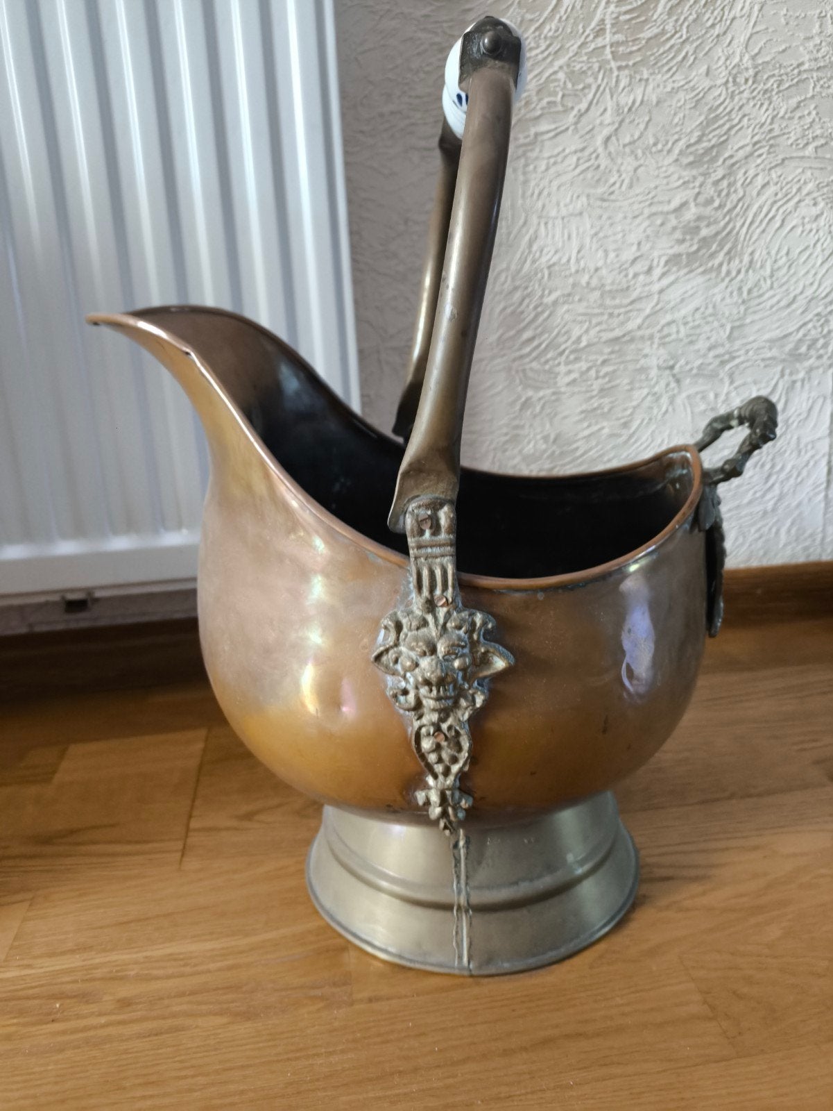 Antieke Koperen Kolenkit met Bronzen Ornamenten, Ophalen