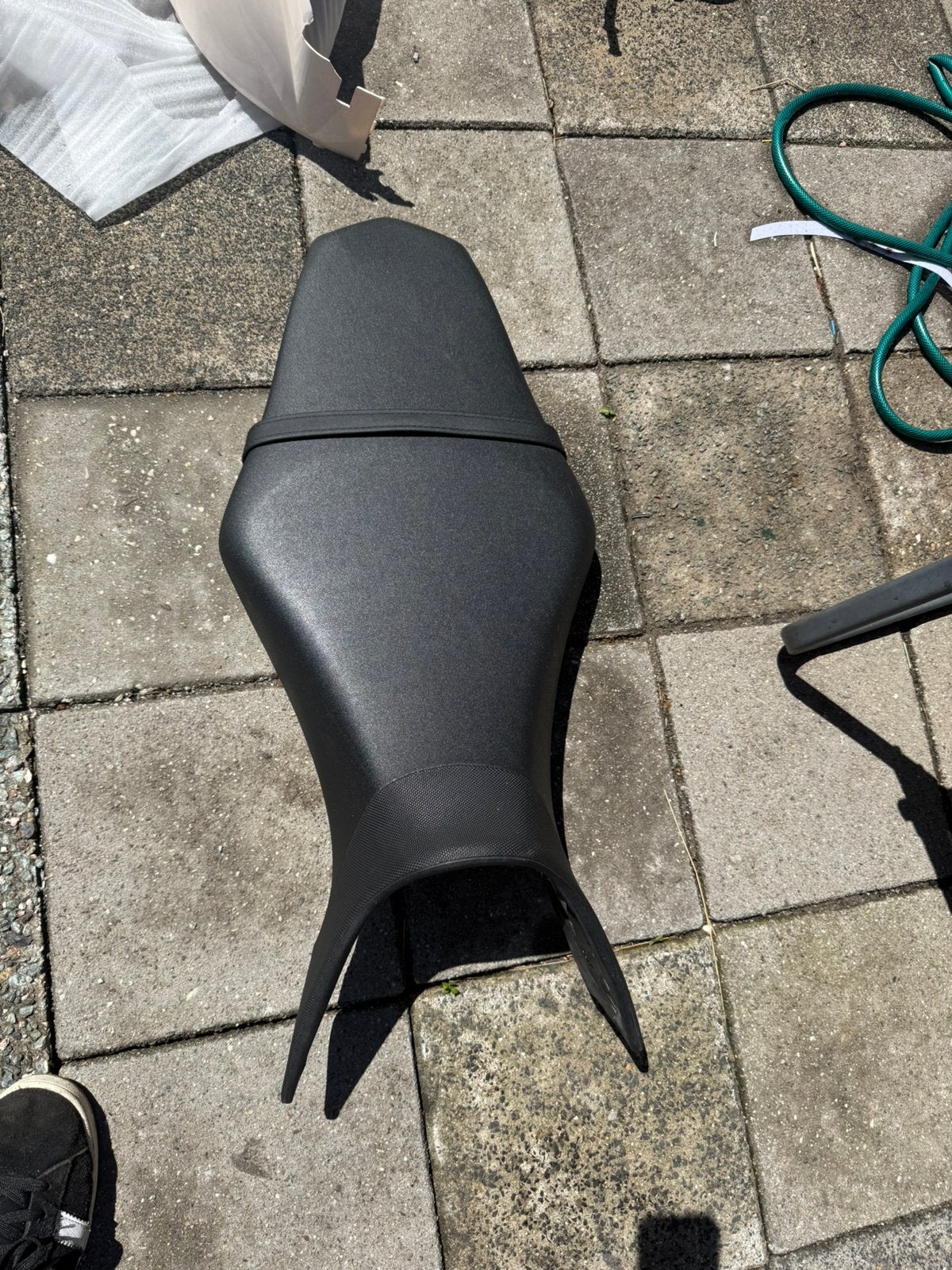 Mt09 gen2 zadel nieuwstaat, Ophalen of Verzenden