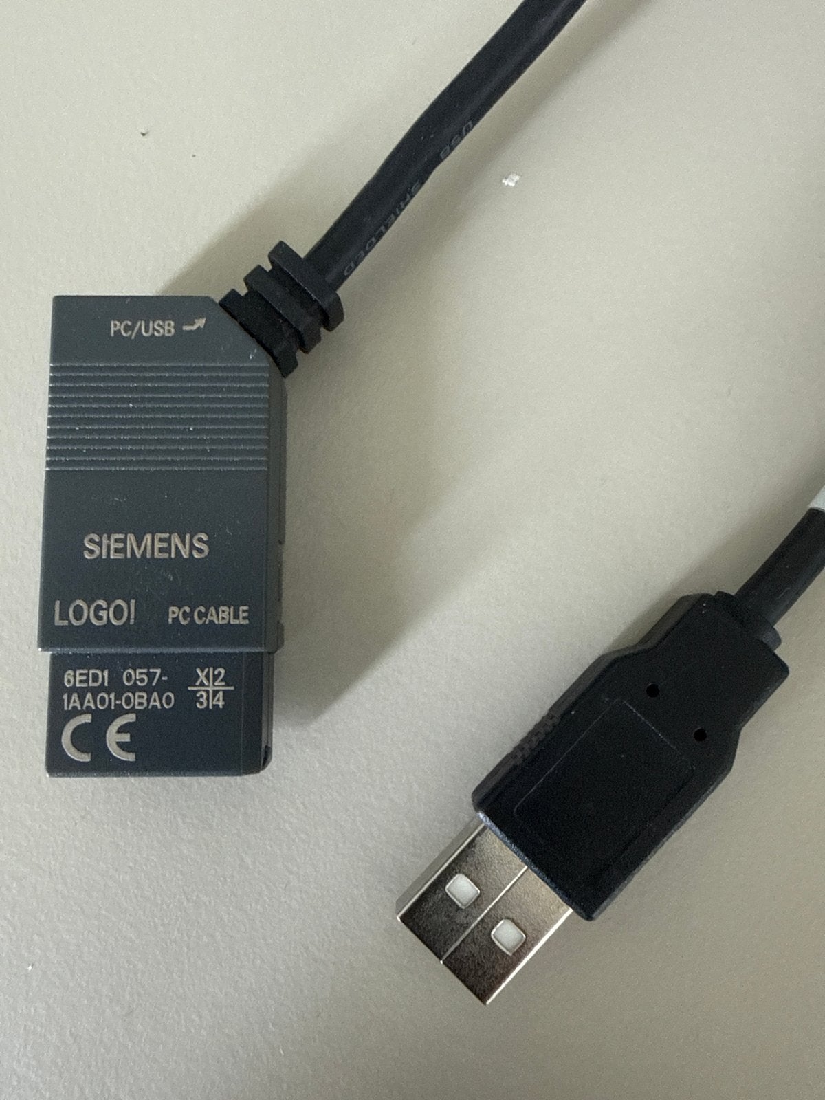 Siemens LOGO! PC CABLE USB Programmeerkabel 6ED1057, Computers en Software, Ophalen of Verzenden, Zo goed als nieuw