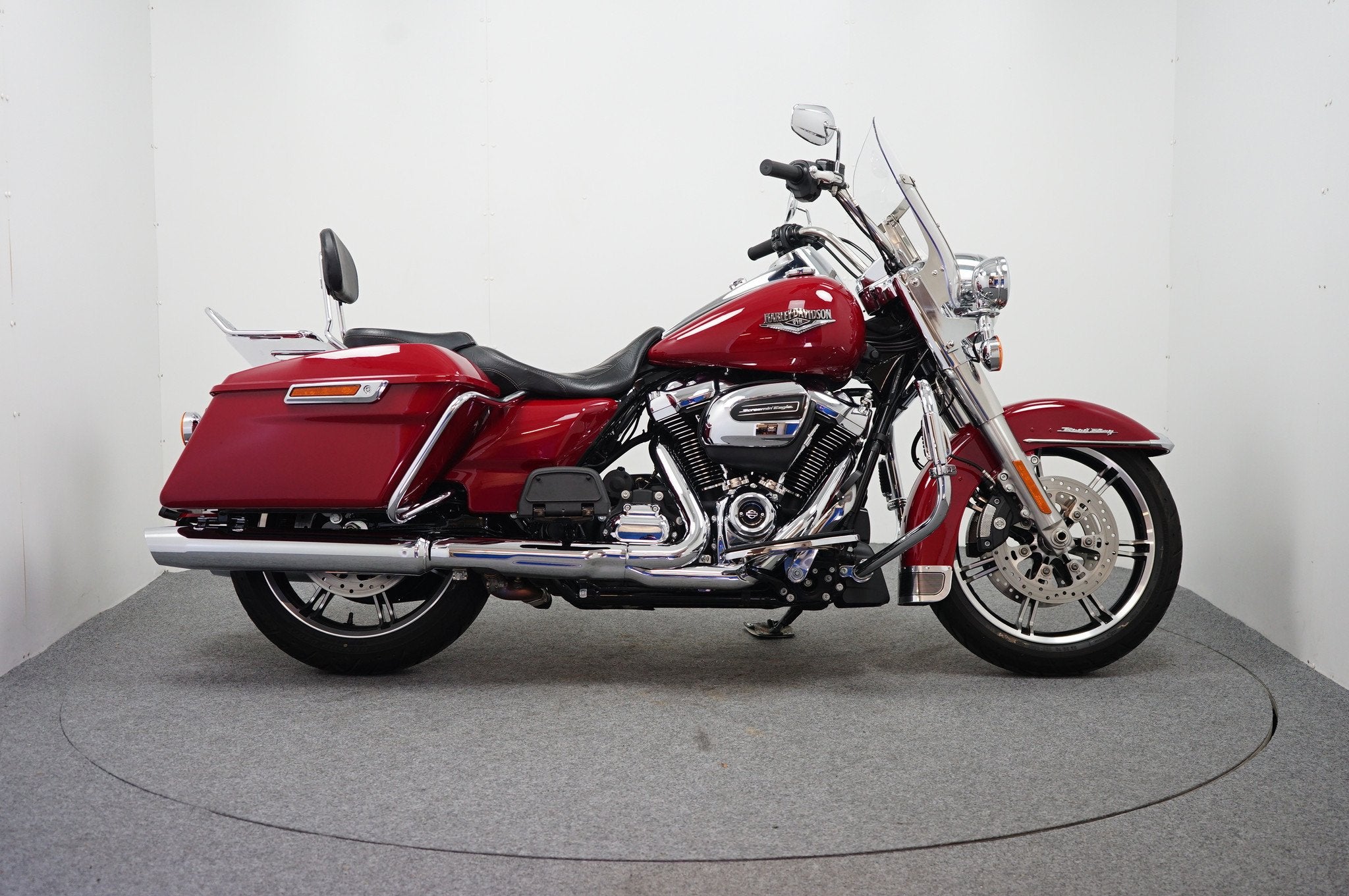 Harley-Davidson ROAD KING (bj 2022), 1745 cc, Meer dan 35 kW, Toermotor, ABS