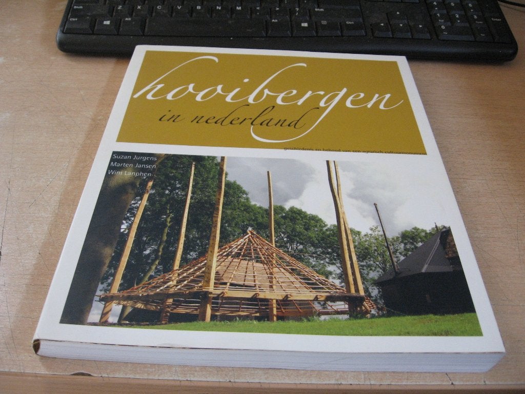 Suzan Jurgens      Hooibergen in Nederland, Ophalen of Verzenden, Zo goed als nieuw