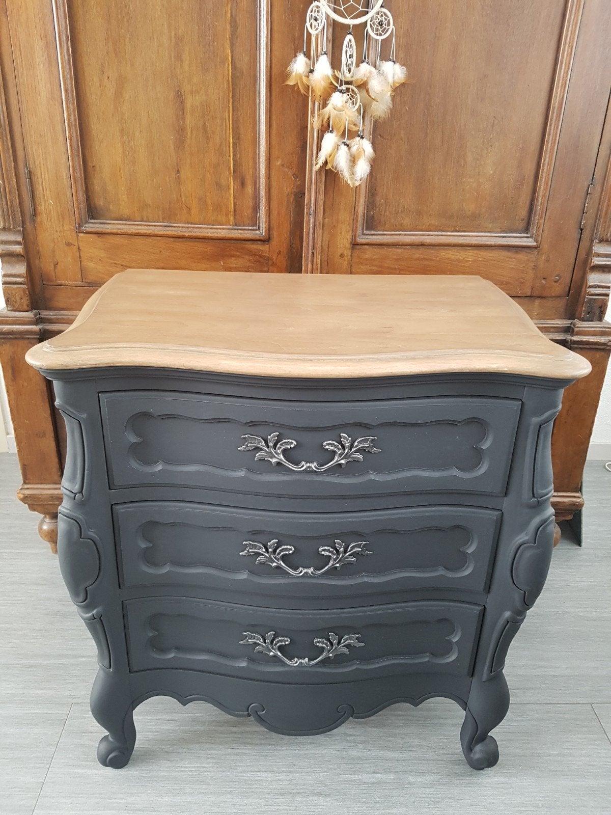 fraai gepimpt/gerestyled buikkastje, Ophalen