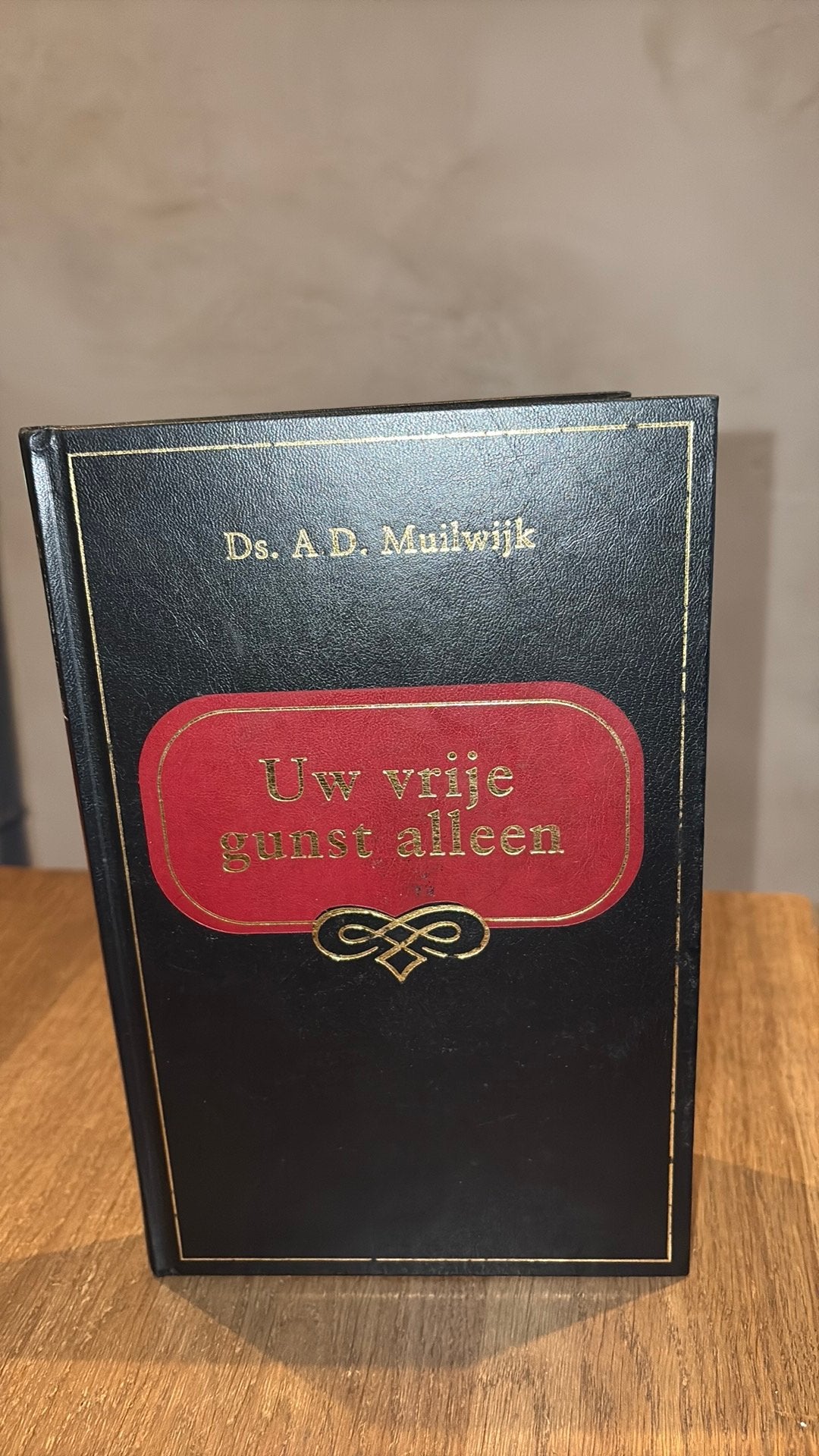 KR-1 Ds AD Muilwijk Uw vrije gunst alleen, Ophalen of Verzenden, Gelezen