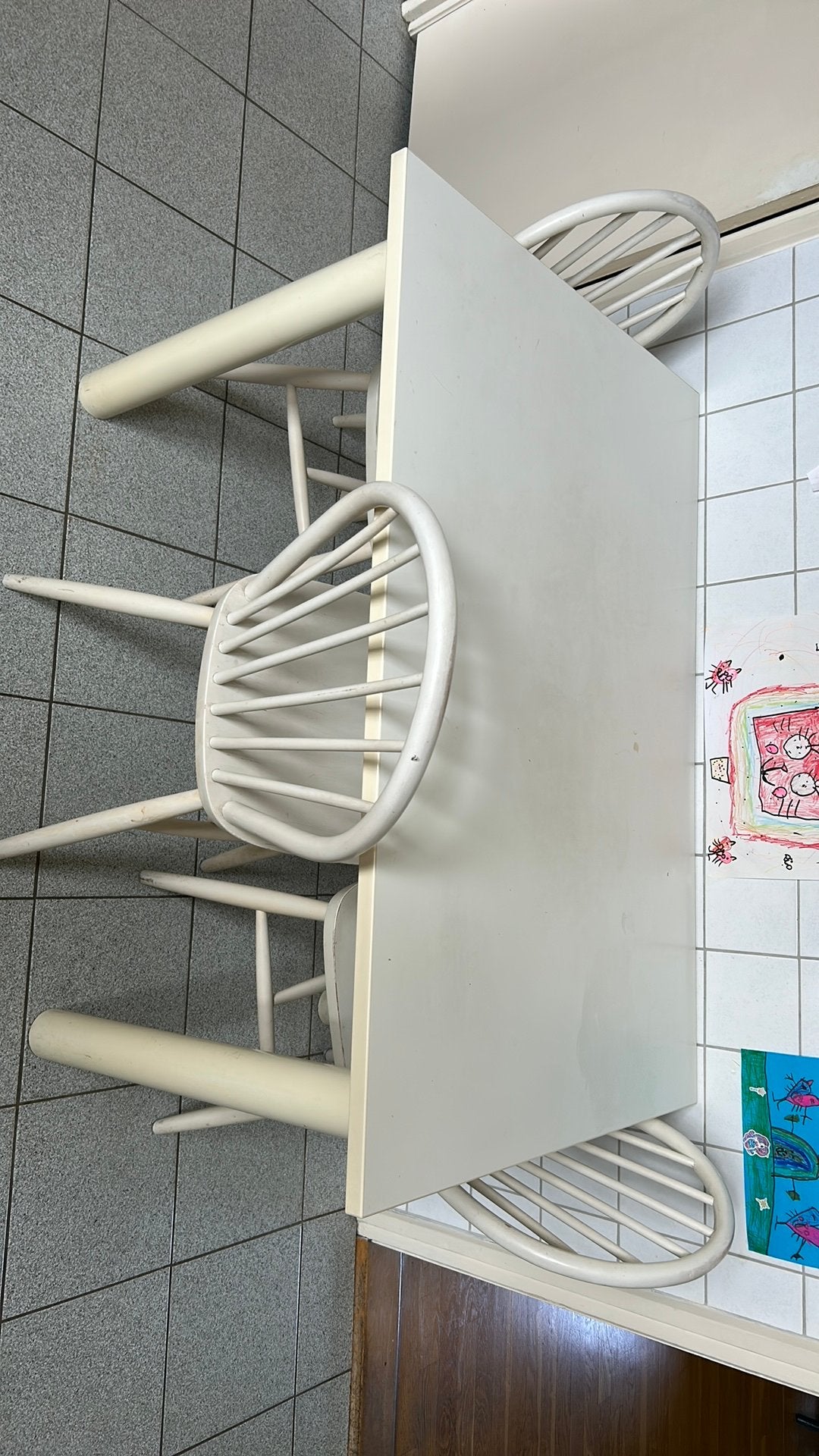 Eettafel en drie stoelen, Huis en Inrichting, Tafels | Eettafels, Ophalen, Gebruikt, Rechthoekig, 50 tot 100 cm