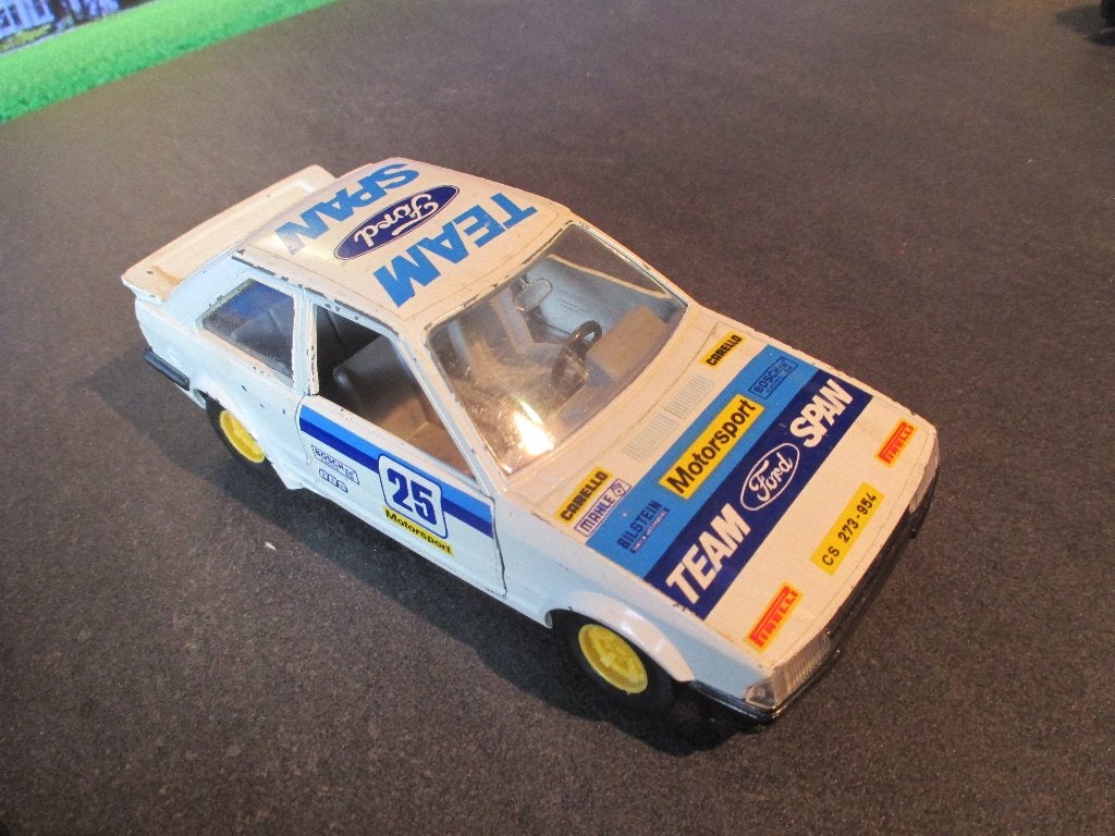 1/24 Ford Escort Mk.3 XR3 Rallye #25 TEAM SPAN Bburago, Ophalen of Verzenden, Gebruikt, Bburago