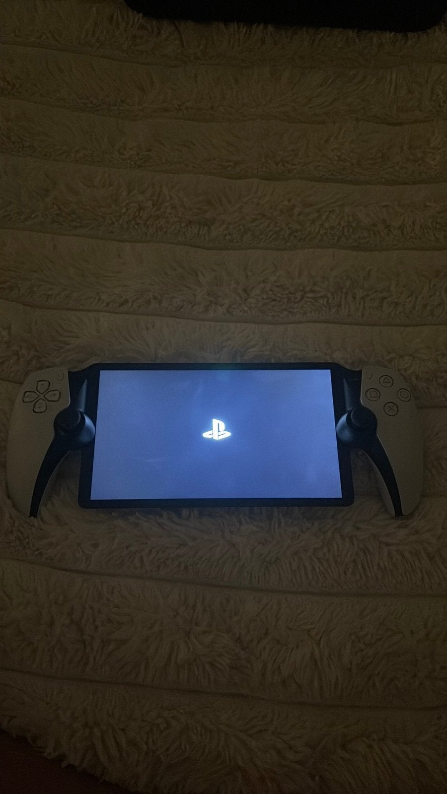 Foto 6 van Playstation portal met doos