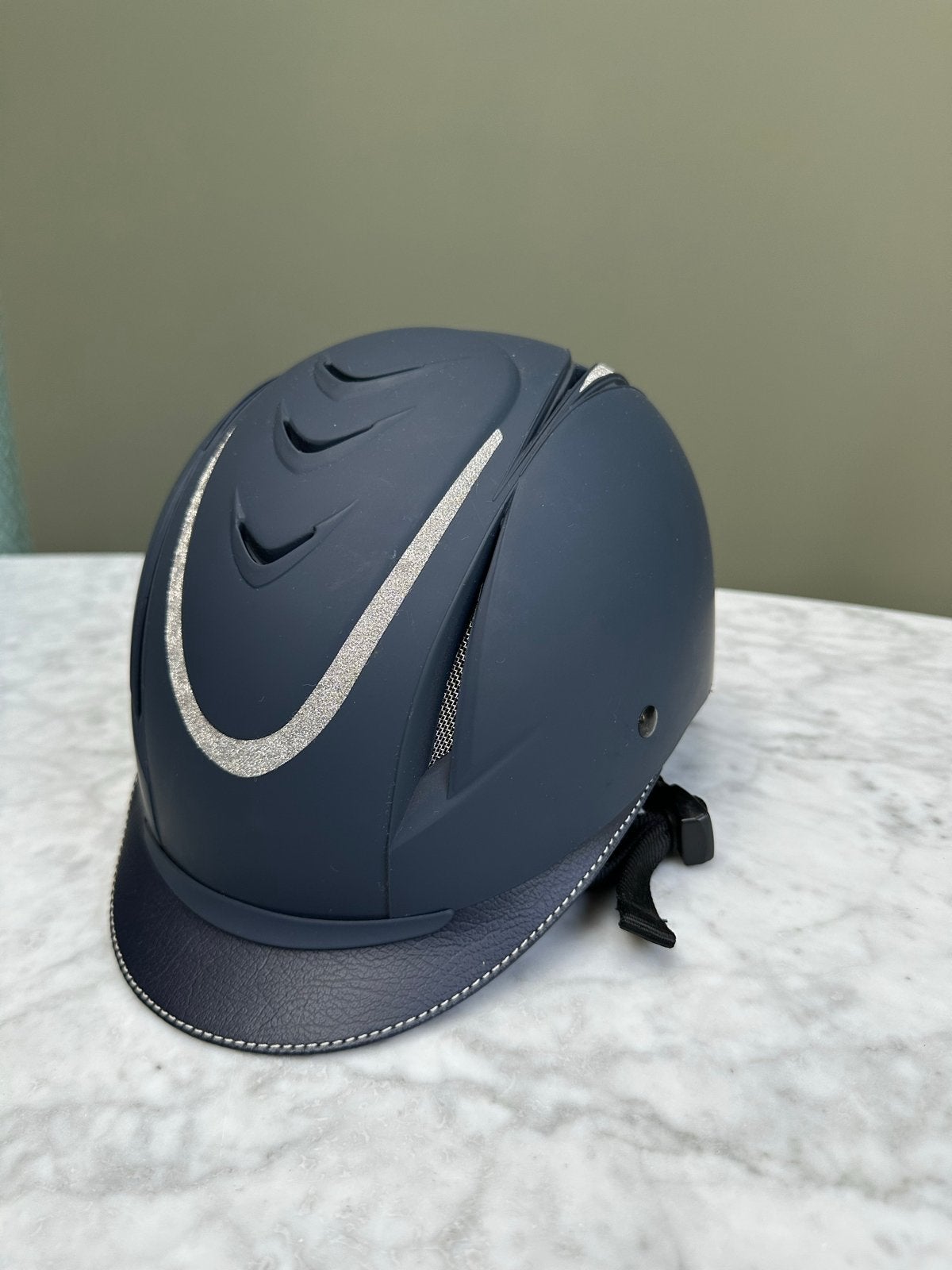 Blauwe Harry’s Horse cap, Dieren en Toebehoren, Zo goed als nieuw, Harry's Horse, S, Verstelbaar