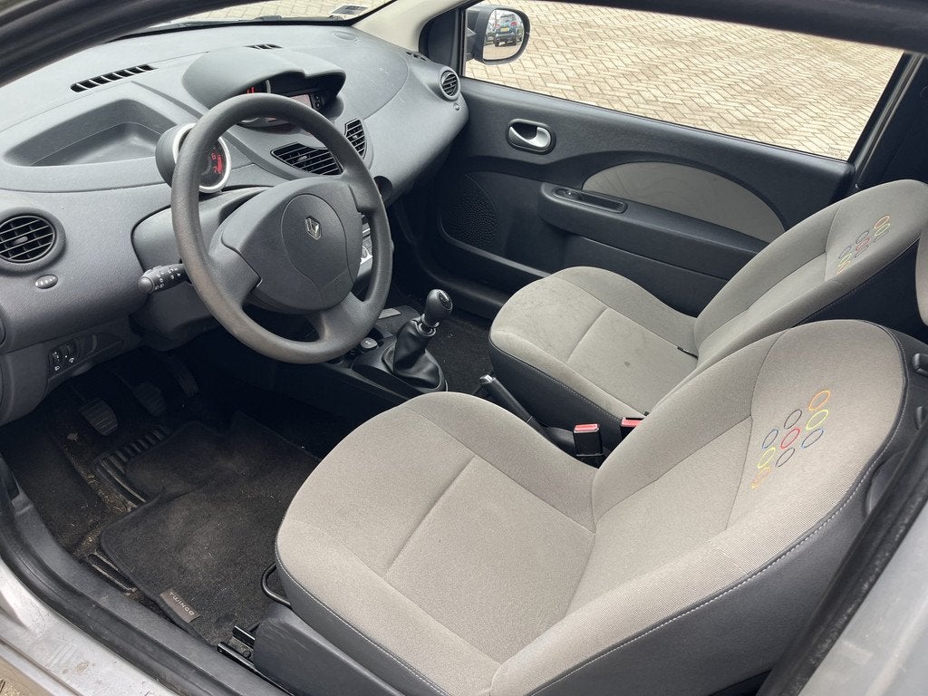Renault Twingo 1.2-16V Collection (bj 2011), Auto's, Renault, Twingo, Gebruikt, 4 cilinders, 4 stoelen
