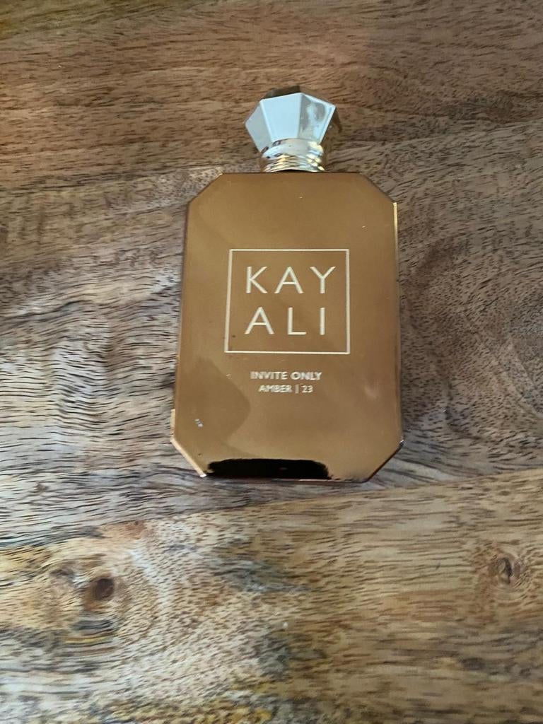 Kayali Invite only Amber /23 EDP 100 ml, Ophalen, Nieuw