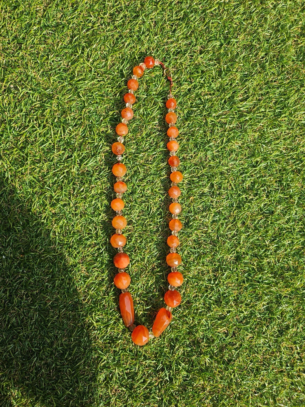 Antieke Carneool Ketting met 14K Gouden Sluiting, Ophalen of Verzenden, Goud, Met edelsteen