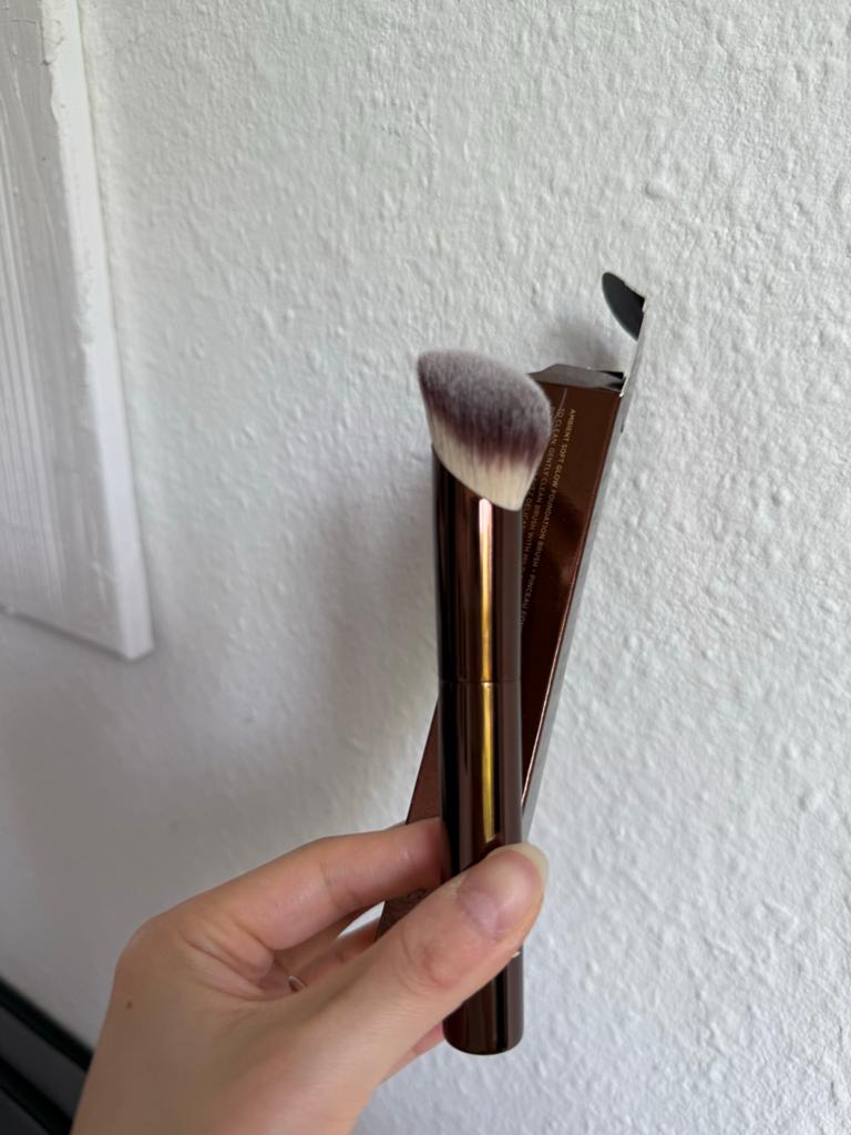 Hourglass Ambient Soft Glow Foundation Brush, Bruin, Gehele gezicht, Nieuw, Ophalen of Verzenden