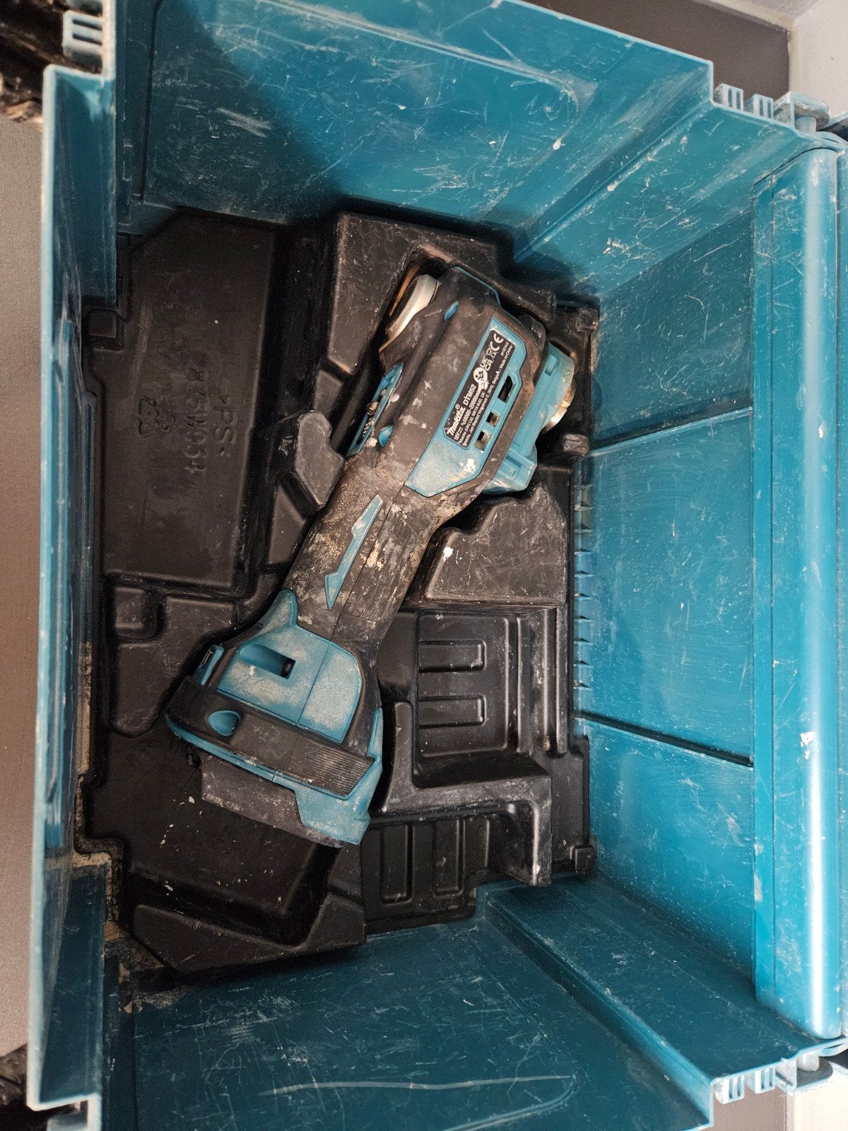 Makita DTM52ZJ 18V Multitool (body), Ophalen of Verzenden, Zo goed als nieuw, Multitool, Makita