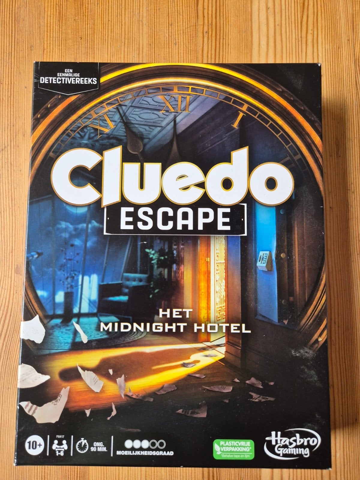 Cluedo Escape Het Midnight Hotel, Ophalen of Verzenden, Zo goed als nieuw