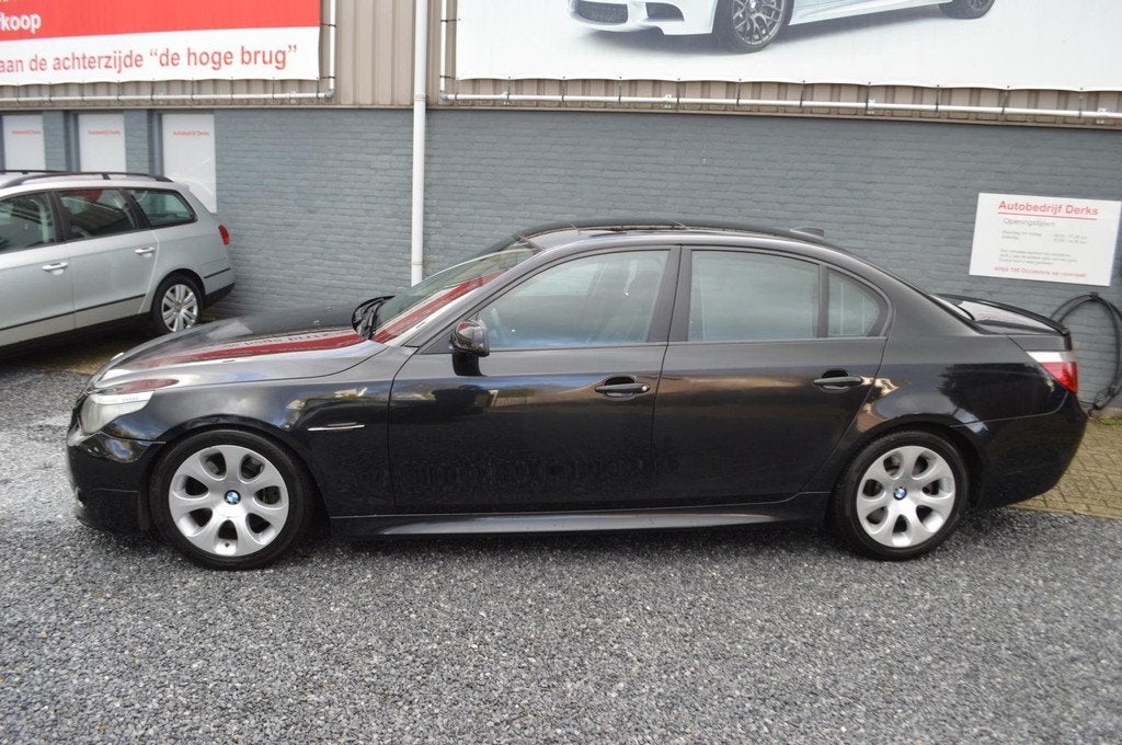 BMW 5-serie 545i Executive M-Pakket Leer Navi Xenon Export M, Automaat, Achterwielaandrijving, 8 cilinders, 2000 kg