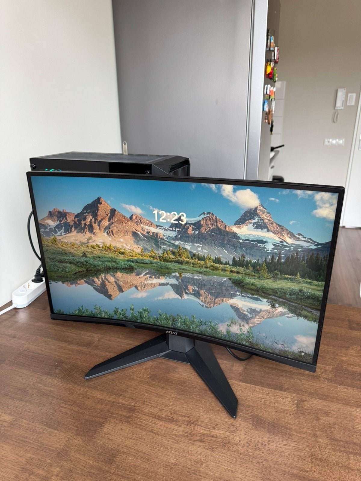 MSI MAG 27CQ6F Gaming Monitor – 27” QHD 180Hz, Gaming, Curved, VA, Ophalen of Verzenden