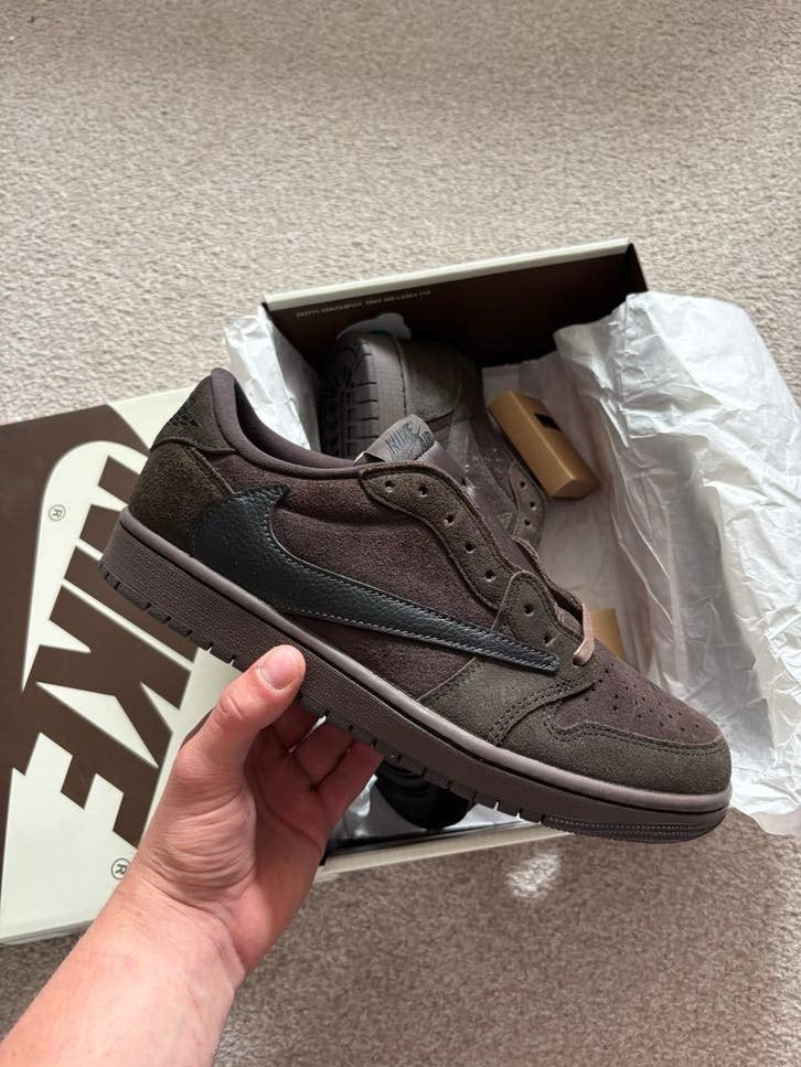 Nike Air Jordan 1 Low Travis Scott Reverse Mocha, Verzenden, Nieuw, Bruin, Sneakers of Gympen
