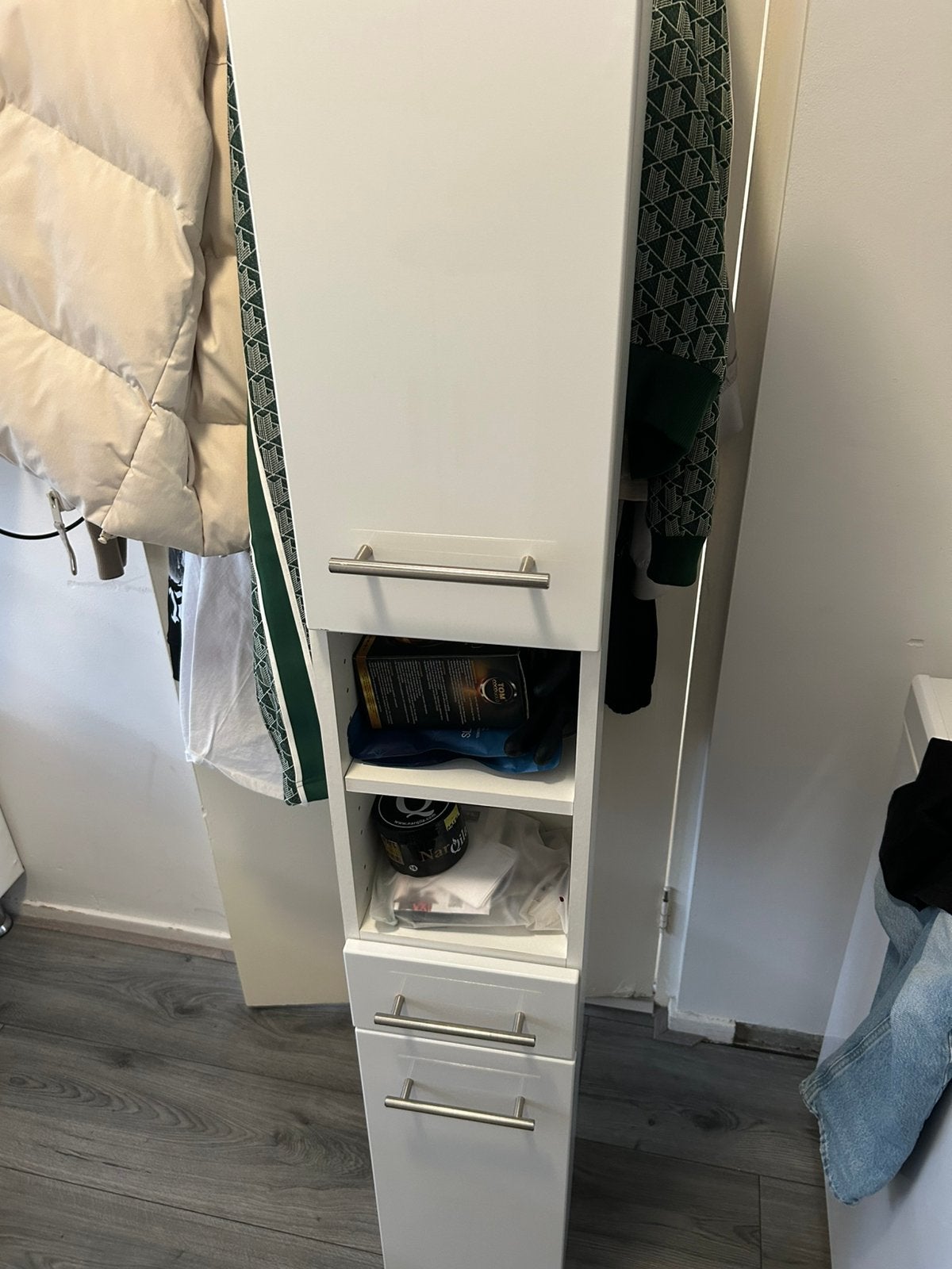 Kast, Huis en Inrichting, Ophalen, Zo goed als nieuw, Hout, Cd's