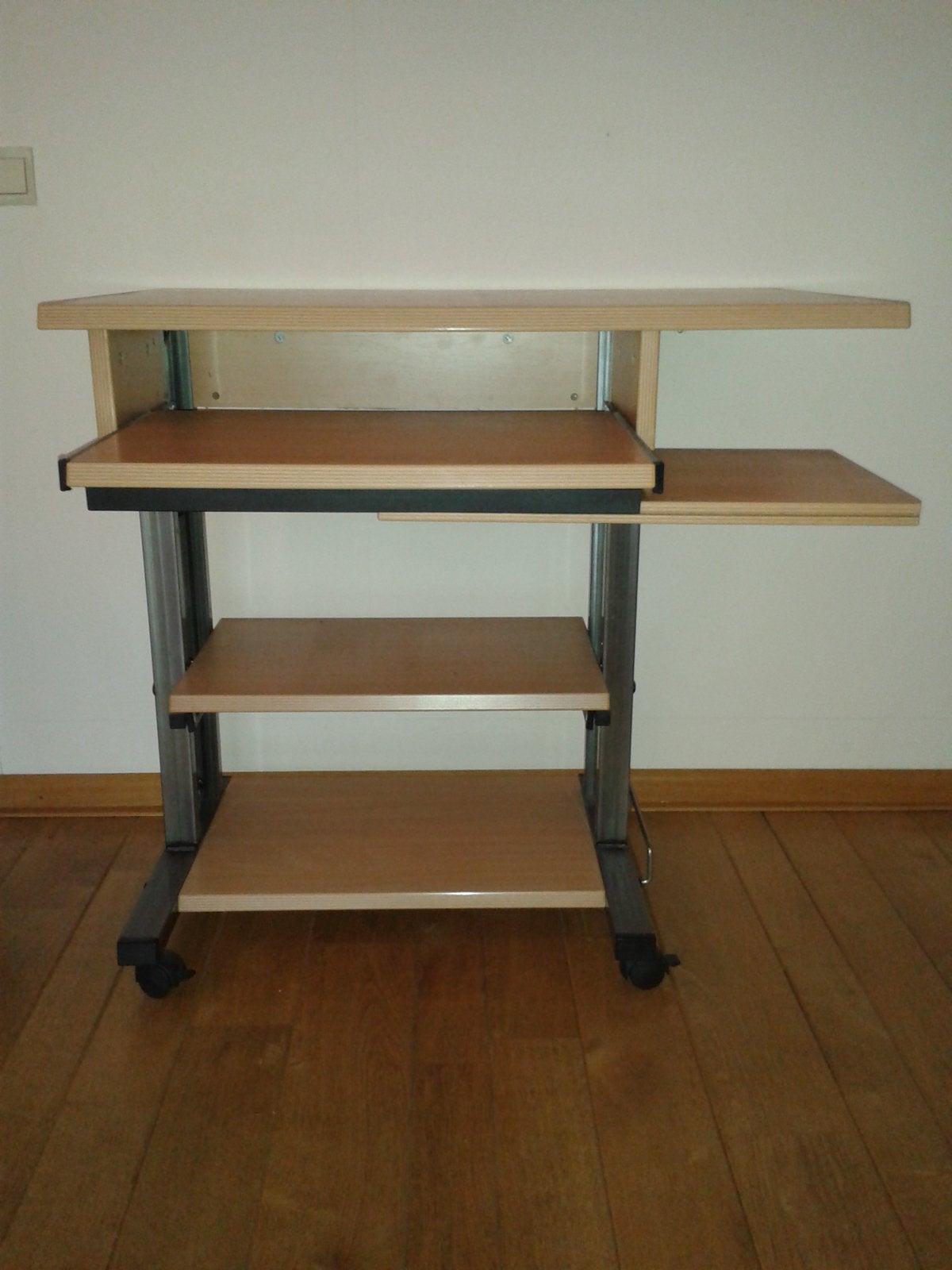 Massief houten computerbureau / PC-meubel op wieltjes, Ophalen, Gebruikt, 70 tot 120 cm, 70 tot 120 cm