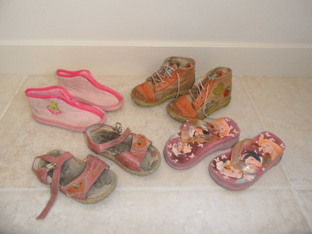 Prinses Teenslippers NIEUWE Pantoffels Sandalen Stoonies 25, Jongen of Meisje, Schoenen, Nieuw, Ophalen of Verzenden