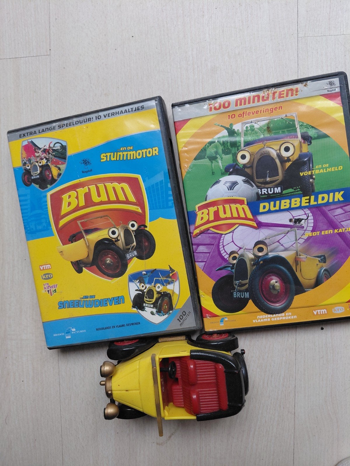 DVDs en auto van Brum, Ophalen, Zo goed als nieuw
