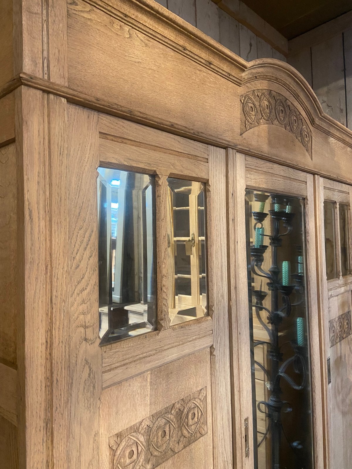 Een Franse Art Nouveau kast kledingkast demontabel, Ophalen