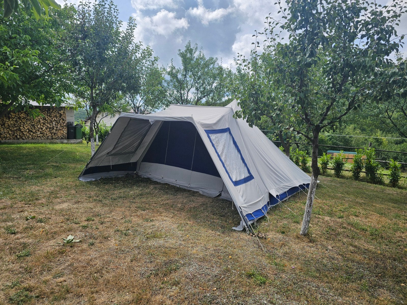 Grote Japio 6-persoons katoenen tent met kuipzijl, Ophalen, Gebruikt, Tot en met 6