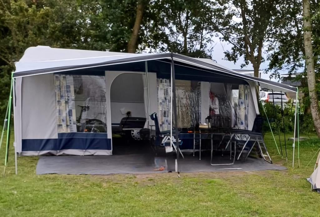 Caravan Dethleffs Camper 510 DB - Voortent + Luifel + Mover, Caravans en Kamperen, Caravans, Particulier, tot en met 4, 1000 - 1250 kg