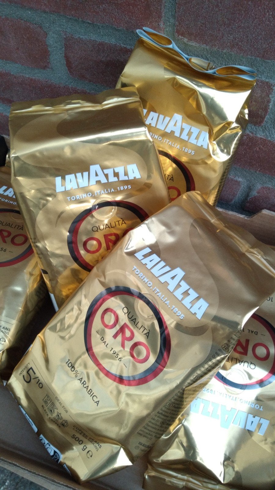Lavazza Qualita Oro, Verzenden