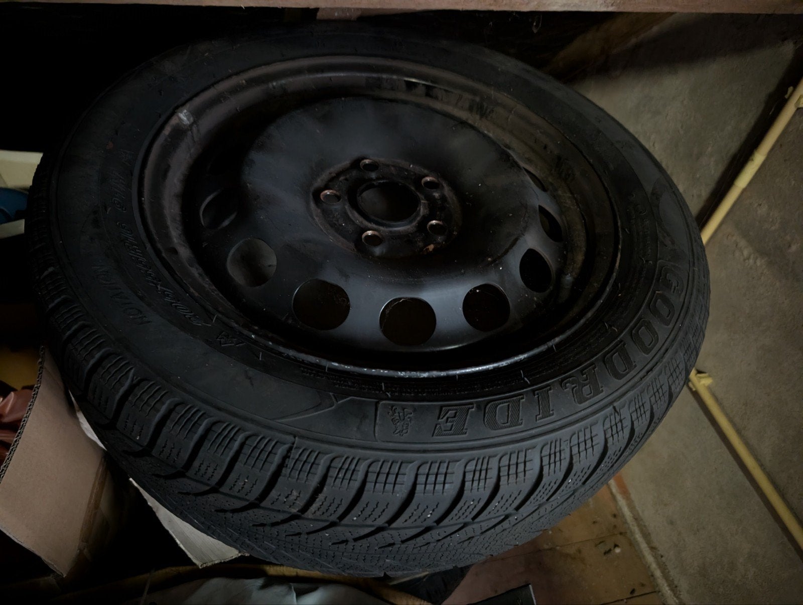 Winterbanden 4 stuks op stalen velg  16inch, Ophalen, 16 inch, Banden en Velgen, 205 mm