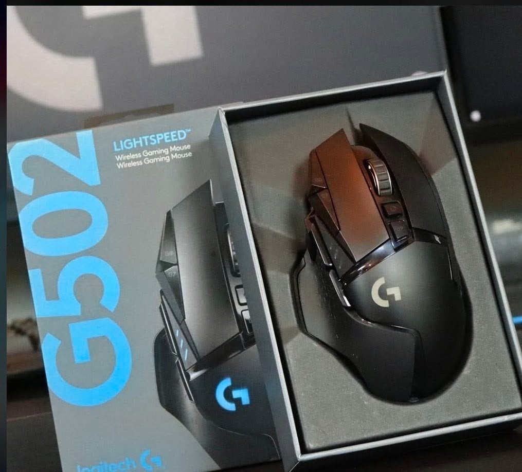 Nieuwe Logitech G502 Hero Gaming Muis - Ongeopend, Computers en Software, Rechtshandig, Muis, Nieuw, Ophalen of Verzenden